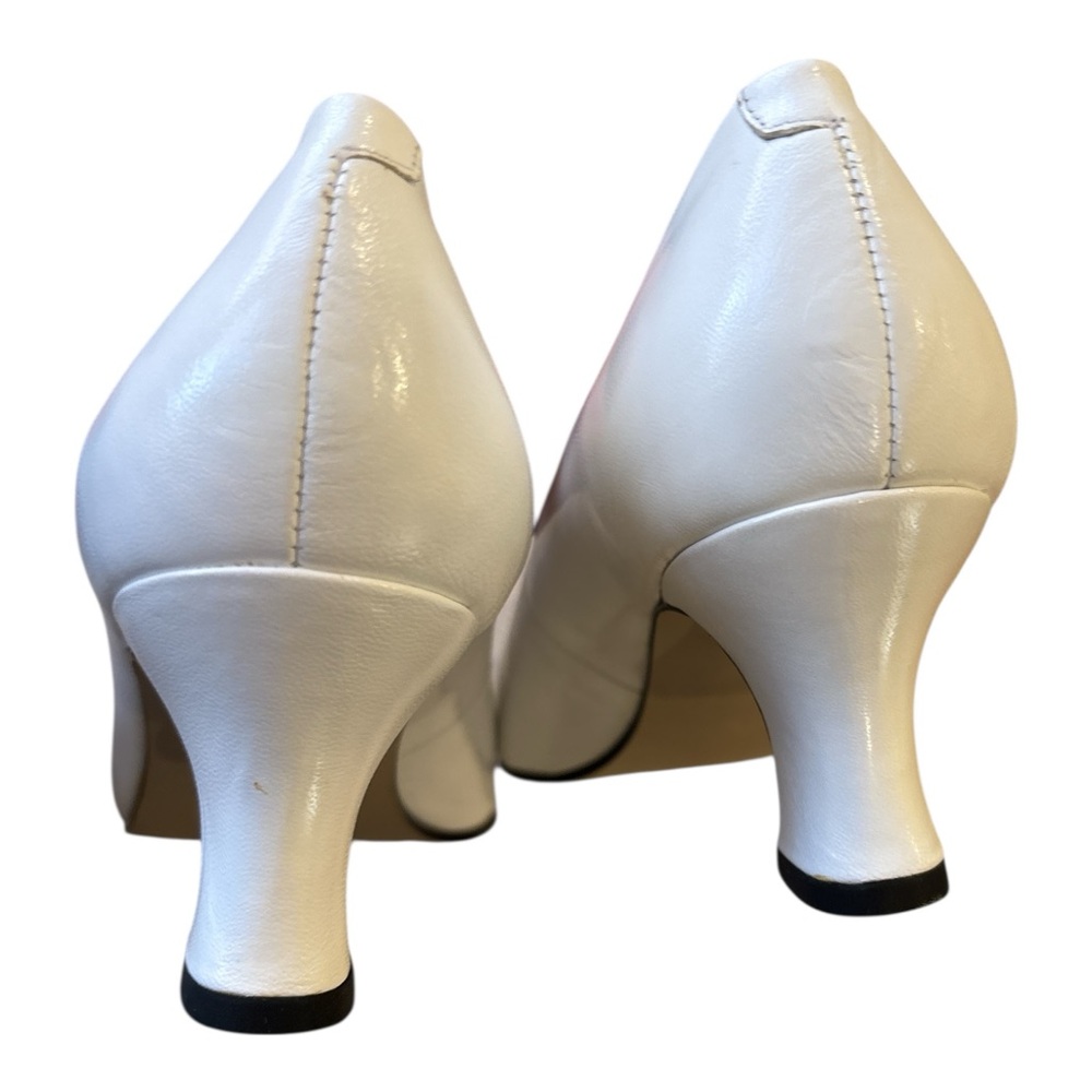 NIB 80s CALICO OFF WHITE CLASSIC SLEEK LEATHER ALMOND TOE 2" KITTEN HEELS SZ 9 - Picture 4 of 8